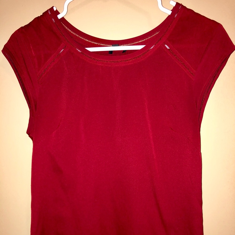 Women’s Small Limited Shell